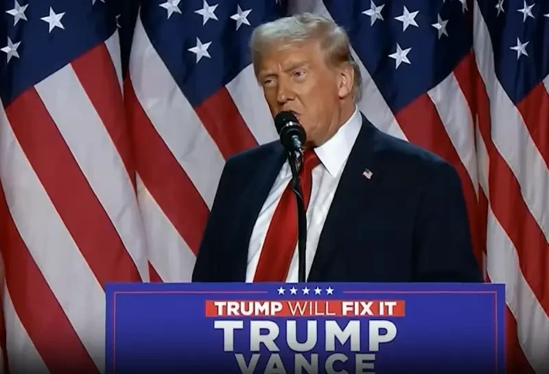 «Предлагаю президенту США последовать за российским кораблём»: киевские чиновники и депутаты начали откровенно хамить Трампу и заниматься самовнушением