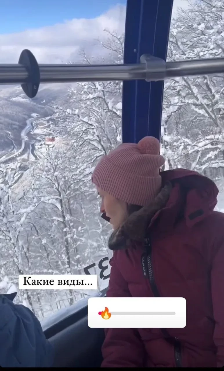 Сергей Безруков отдыхает с женой и детьми в Сочи