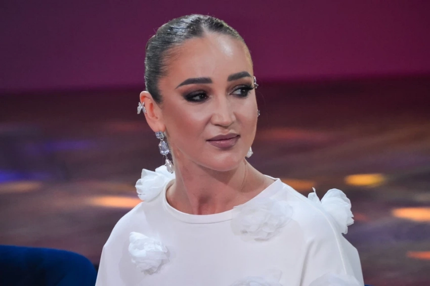 Бузова пожаловалась, что ей пришлось нарушить свое же обещание