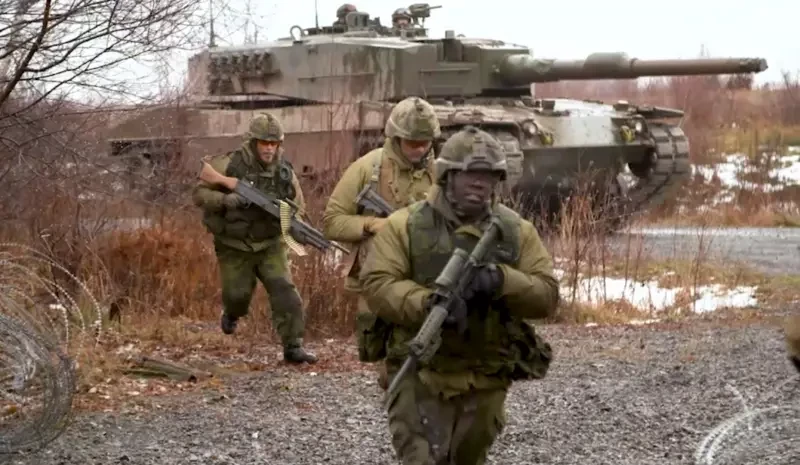 Их полку прибыло: к «коалиции желающих» на Украине может присоединиться Канада