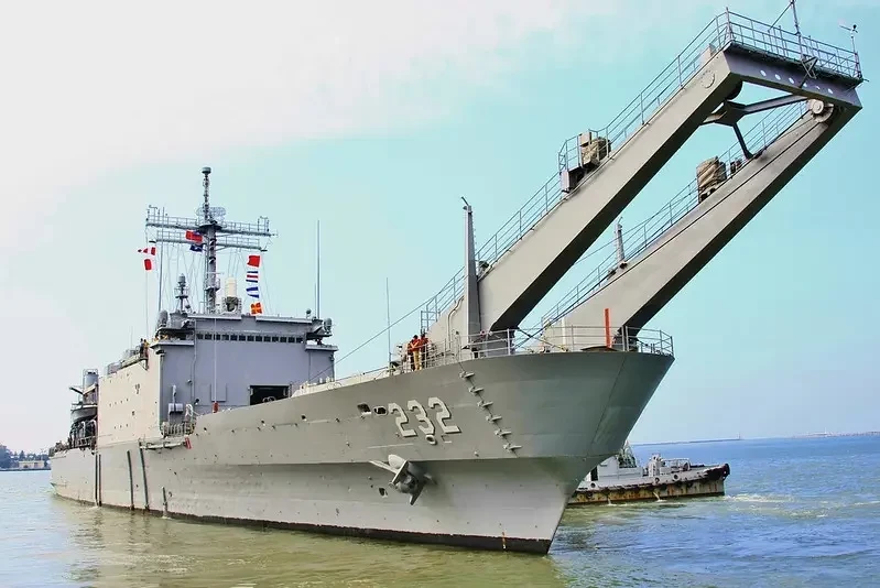 Тайваньский военный корабль столкнулся с китайским рыболовецким судном вблизи побережья острова