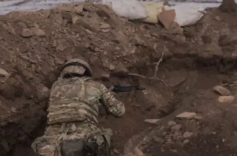 ВС РФ прорвали оборону ВСУ на Краснолиманском направлении, выйдя на окраины Катериновки