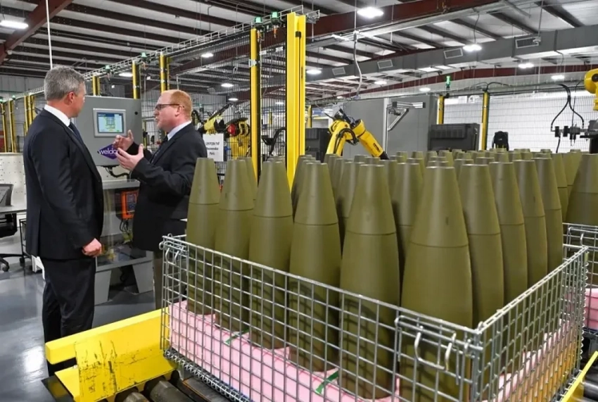 В связи с исчерпанием арсеналов в ходе украинского конфликта: США открыт новый завод по производству 155-мм снарядов