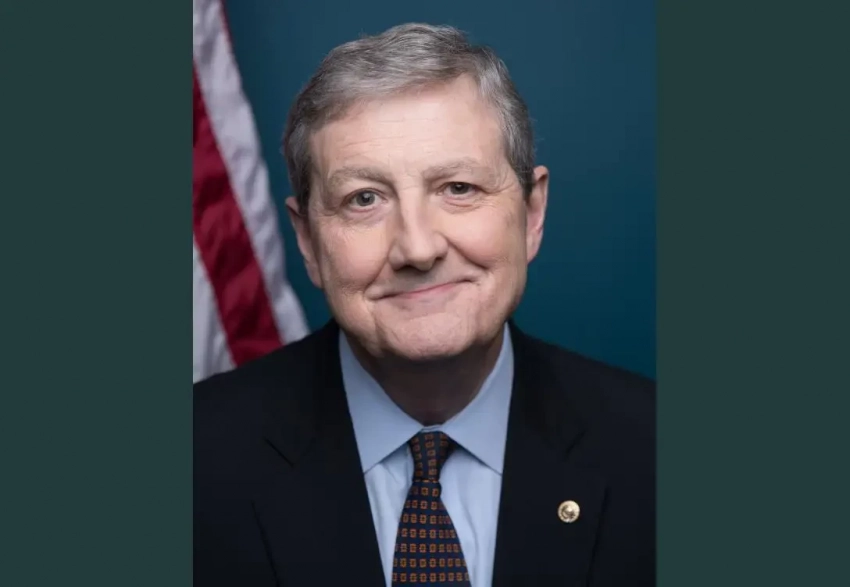 Американский сенатор: Не думаю, что дела с Россией пойдут хорошо, пока США не покажут готовность превратить Путина и его страну в корм для рыб