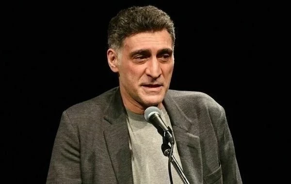 Организм не сдаётся в борьбе за жизнь: свежие данные о состоянии здоровья режиссёра Тиграна Кеосаяна на 14.05.2025