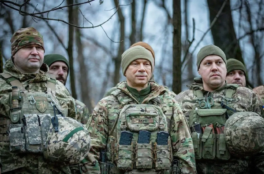 Сырский: ВСУ контролируют половину Покровска, в Мирнограде «нарушена логистика»