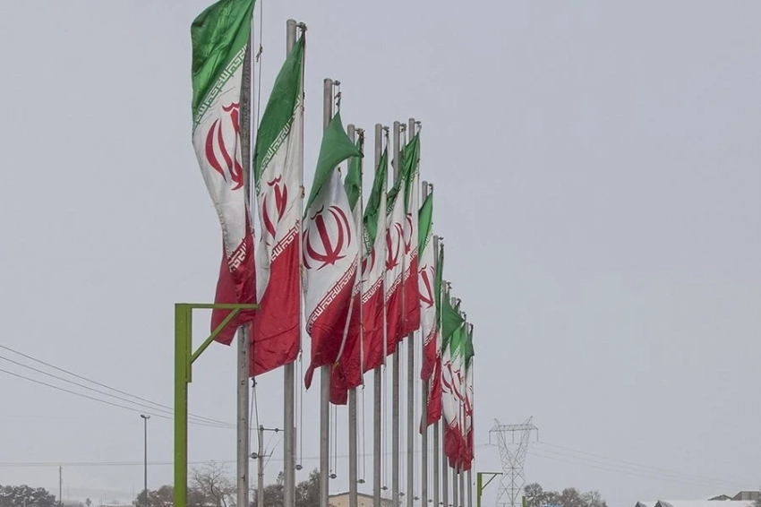 Почему враги не смогли задушить Иран