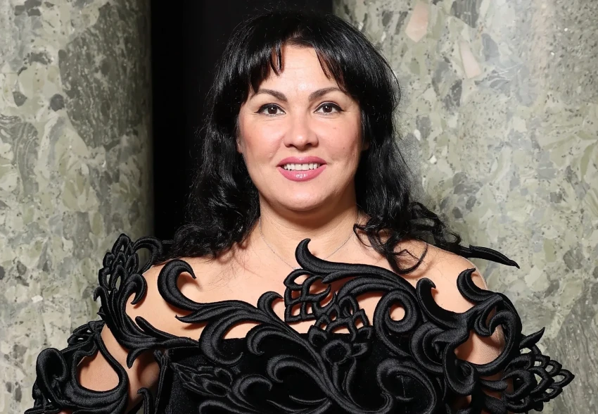 Неделя высокой моды: Анна Нетребко, Ида Кехман, Лилия Рах и Оксана Бондаренко на показе Yanina