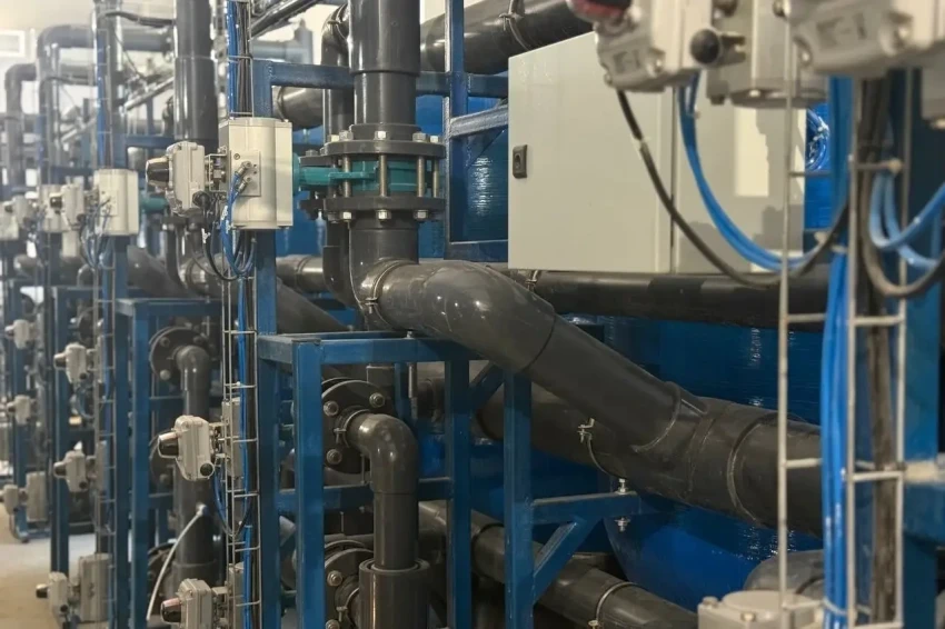 После обстрела в Белгороде пока не удалось полностью восстановить электричество