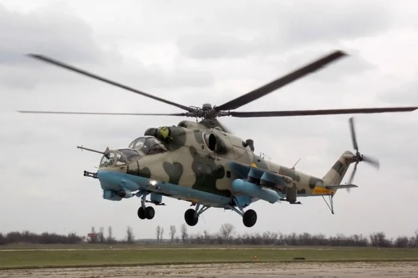 Охотившийся на российские БПЛА Ми-24 ВСУ встретился с вооружённой Р-60 «Геранью»