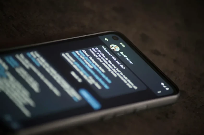 На Украине предложили бороться с анонимностью авторов в Telegram на фоне выборов