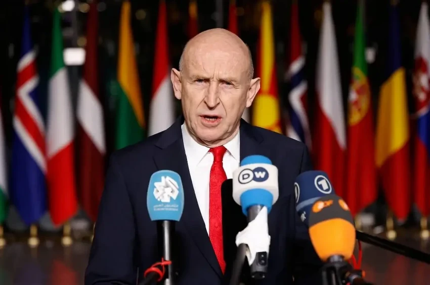 Британия поддержит Киев деньгами и обещаниями, оружия у британцев для Киева нет