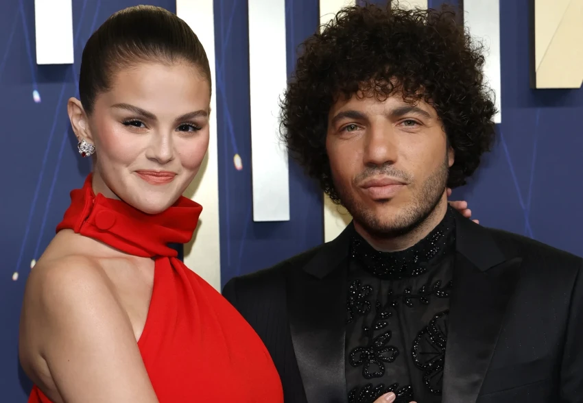 Селена Гомес публично призналась в любви Бенни Бланко после того, как его раскритиковали за нечистоплотность