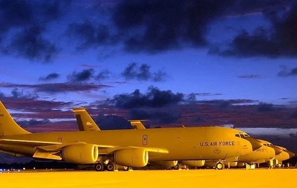 Удар Ирана повредил пять американских самолётов-заправщиков: подробности боевых действий на Ближнем Востоке от 14.03.2026