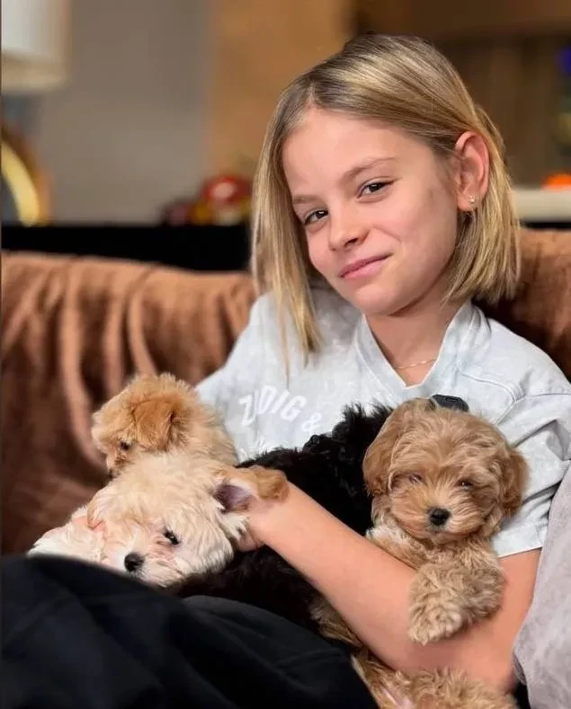 Алёна Шишкова рассказала, как её дочь от Тимати "строит папу"