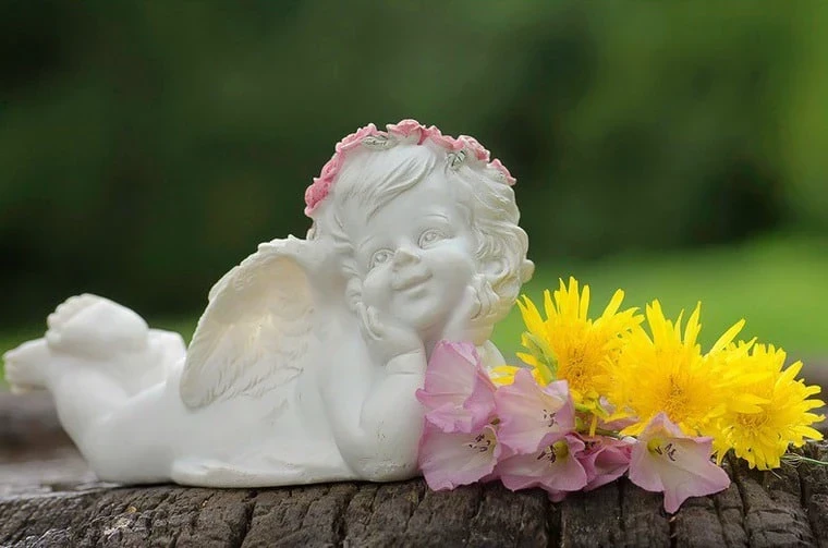 Благоприятные часы ангела в апреле 2026 года: когда обращаться с просьбой